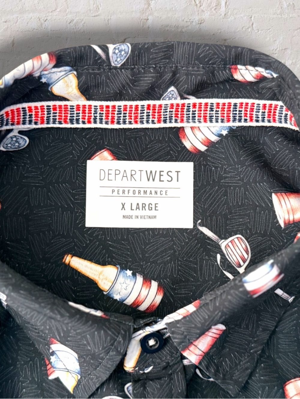 Departwest Performance Men’s XL Black Patriotic Beer Pong Button Shirt DW119CA - Picture 5 of 7
